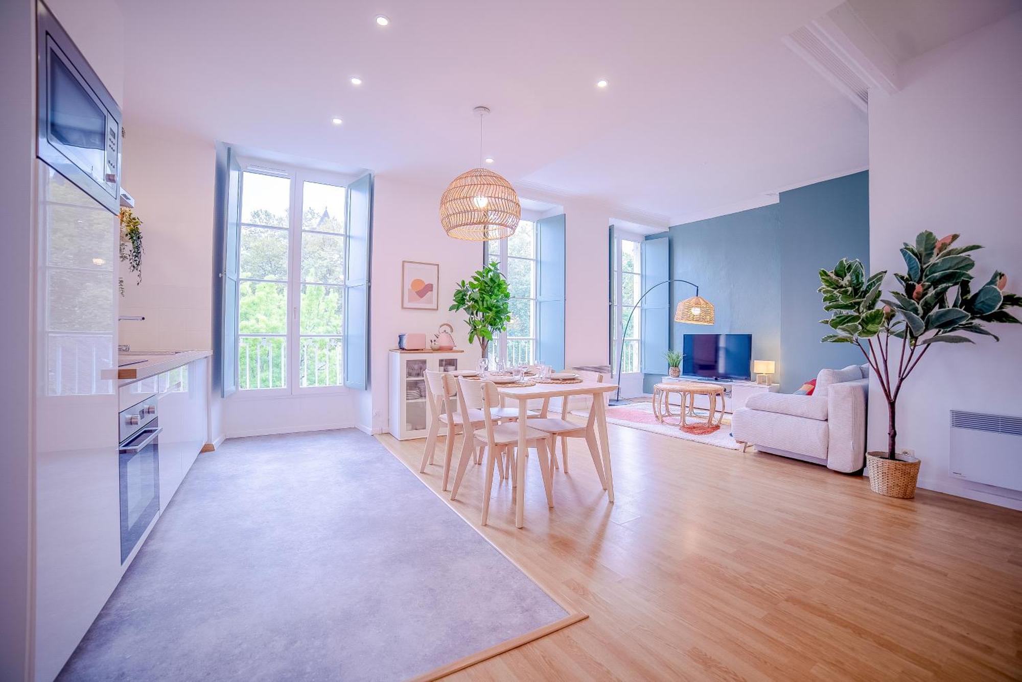 La Vue Royale - Face Au Chateau - Wifi - 4 Personnes โป ภายนอก รูปภาพ